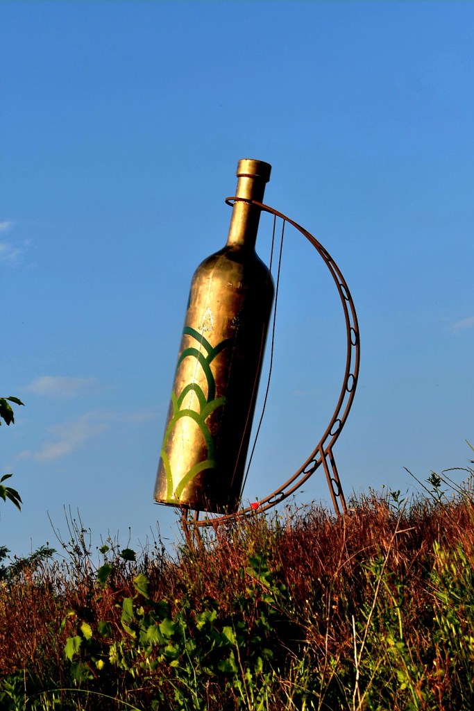 Bottiglia gigante Mombercelli