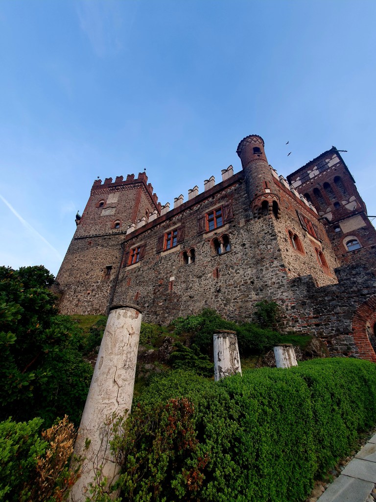 Castello di Pavone Canavese