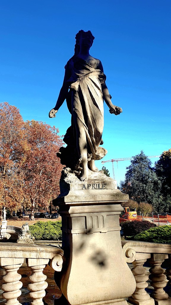 Fontana dei dodici mesi - Torino