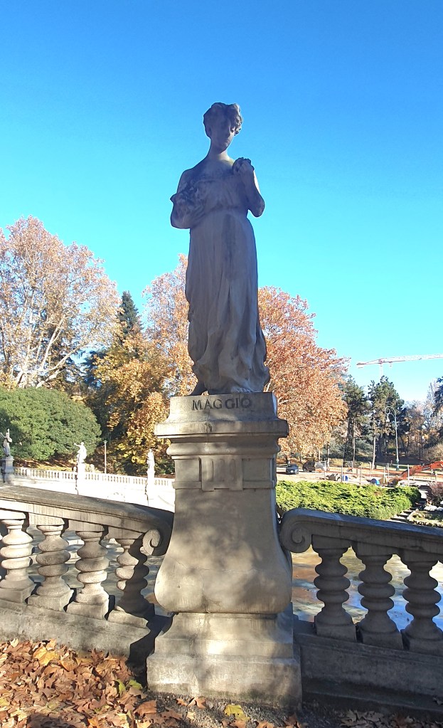 Fontana dei dodici mesi - Torino