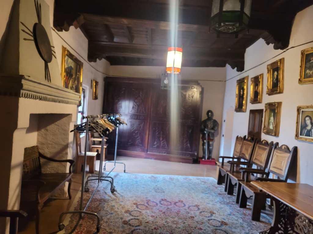 Interno del Castello di Pavone Canavese