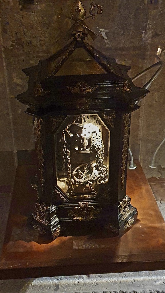 Le relique della Basilica di San Michele Maggiore