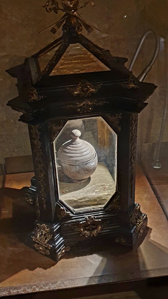 Le relique della Basilica di San Michele Maggiore