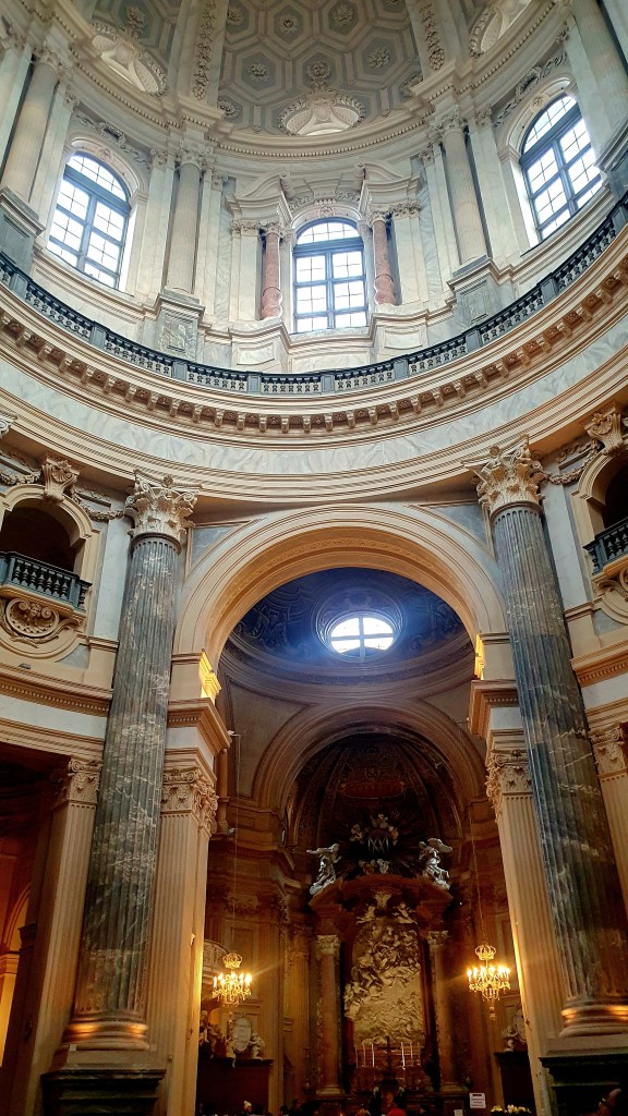 Interno Basilica di Superga