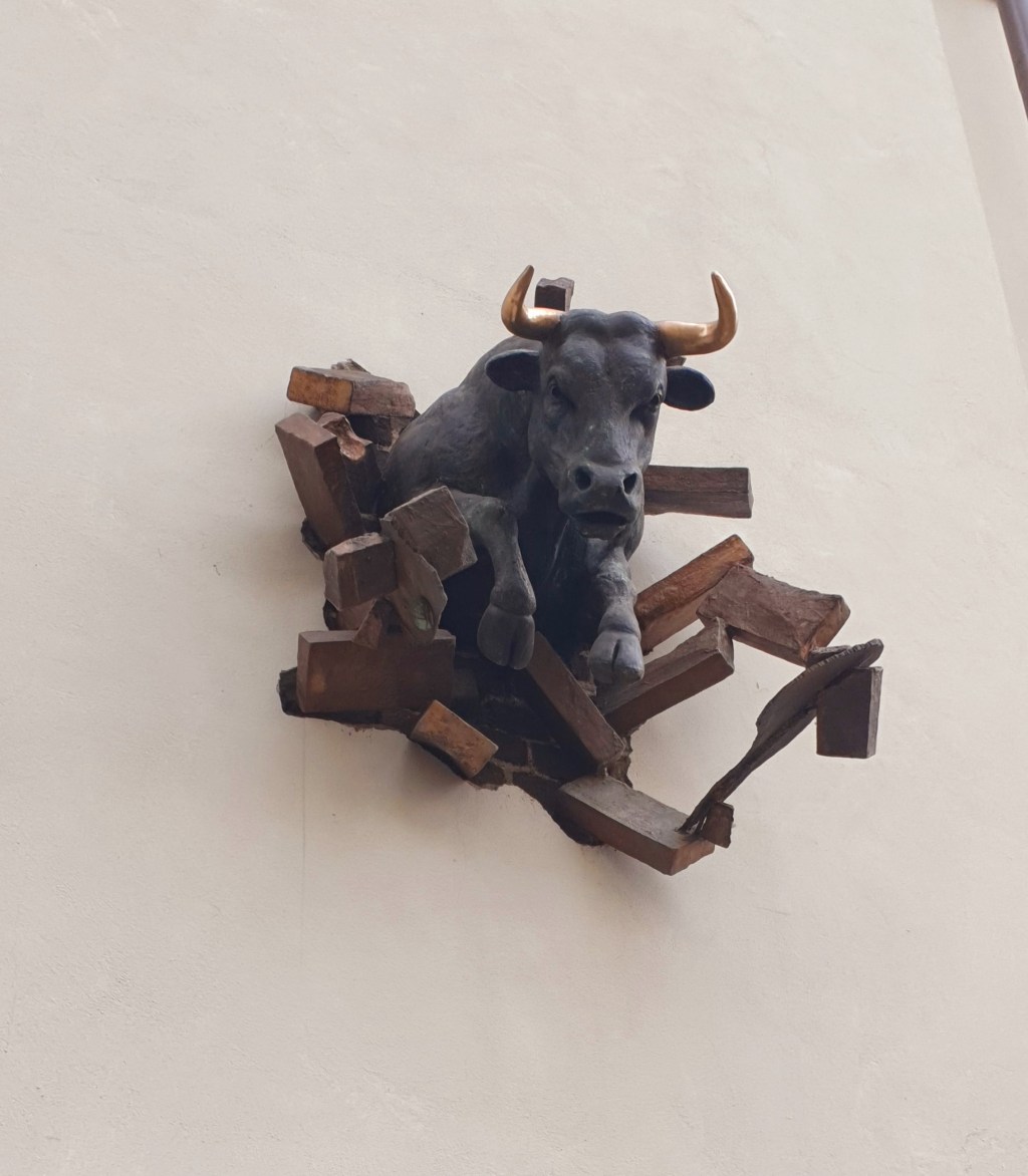 Il T’Oro che esce dal muro di Torino | Sposini in&nbsp;viaggio