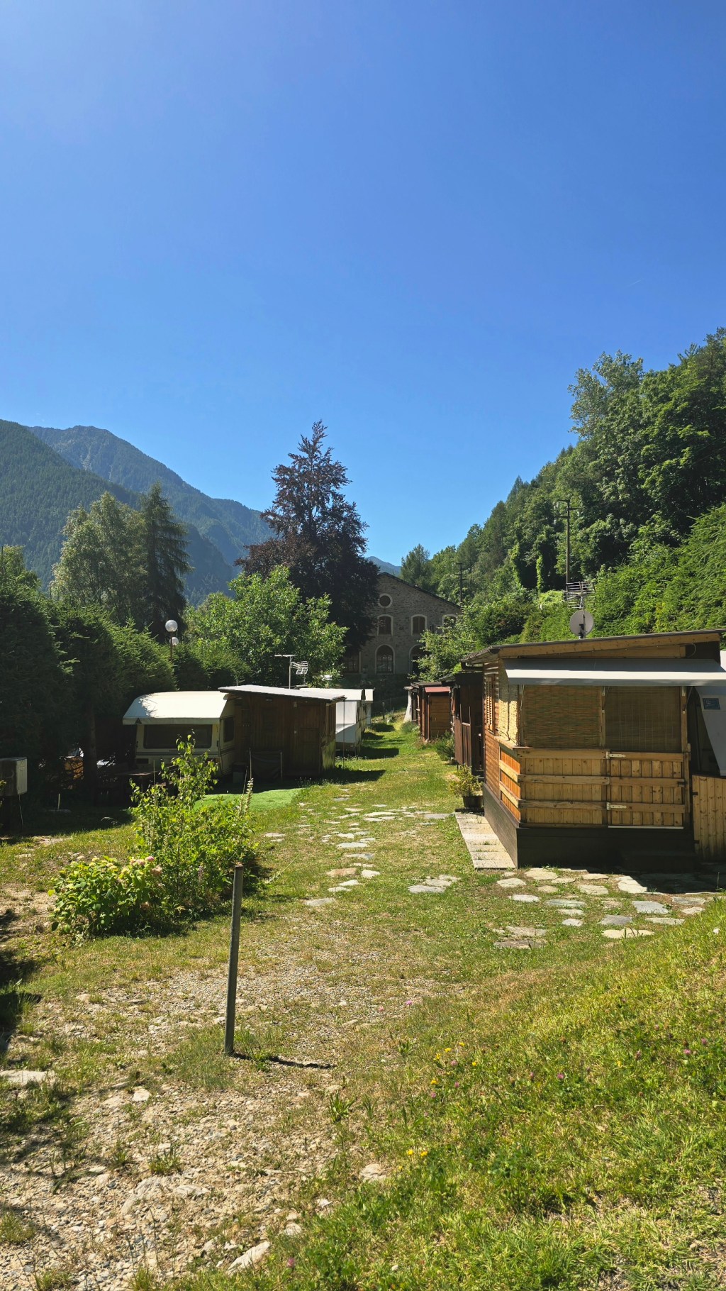 Weekend in Valle d’Aosta: sosta al Camping La Grolla e passeggiata nel verde | Sposini in&nbsp;viaggio